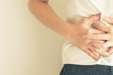 Βιταμίνες: Γιατί δεν πρέπει να τις παίρνετε με άδειο στομάχι