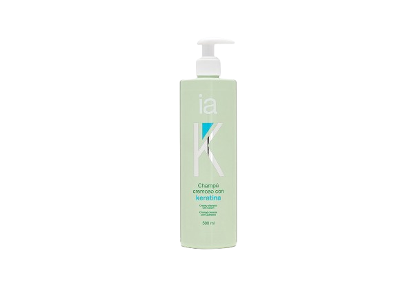 Interapothek Σαμπουάν με Κερατίνη 500ml – Θρέψη, Προστασία από Ξηρότητα για Όλους τους Τύπους Μαλλιών